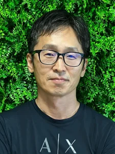 小西 亮平